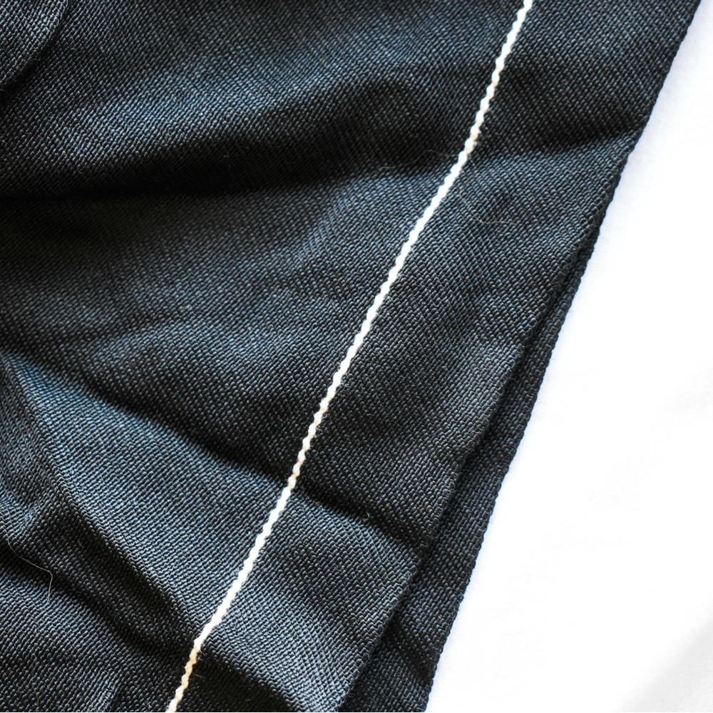 BASSIKE Black Casual Shorts with contrast stitch - Picture 3 of 11